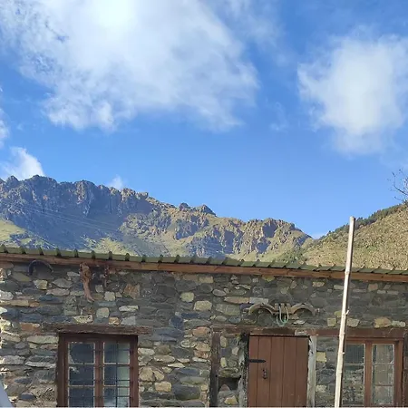 Casa Aires De Pajares 度假居 Camplongo de Arbas